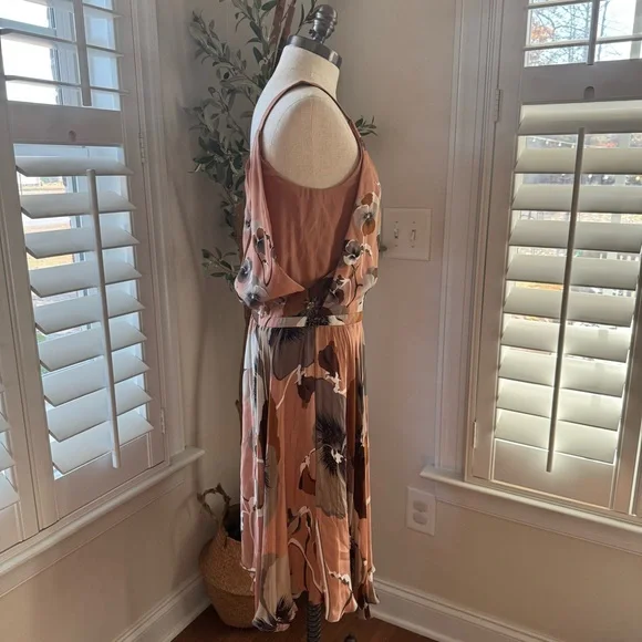 Gucci silk floral dress from pre-fall 2012 line size 40